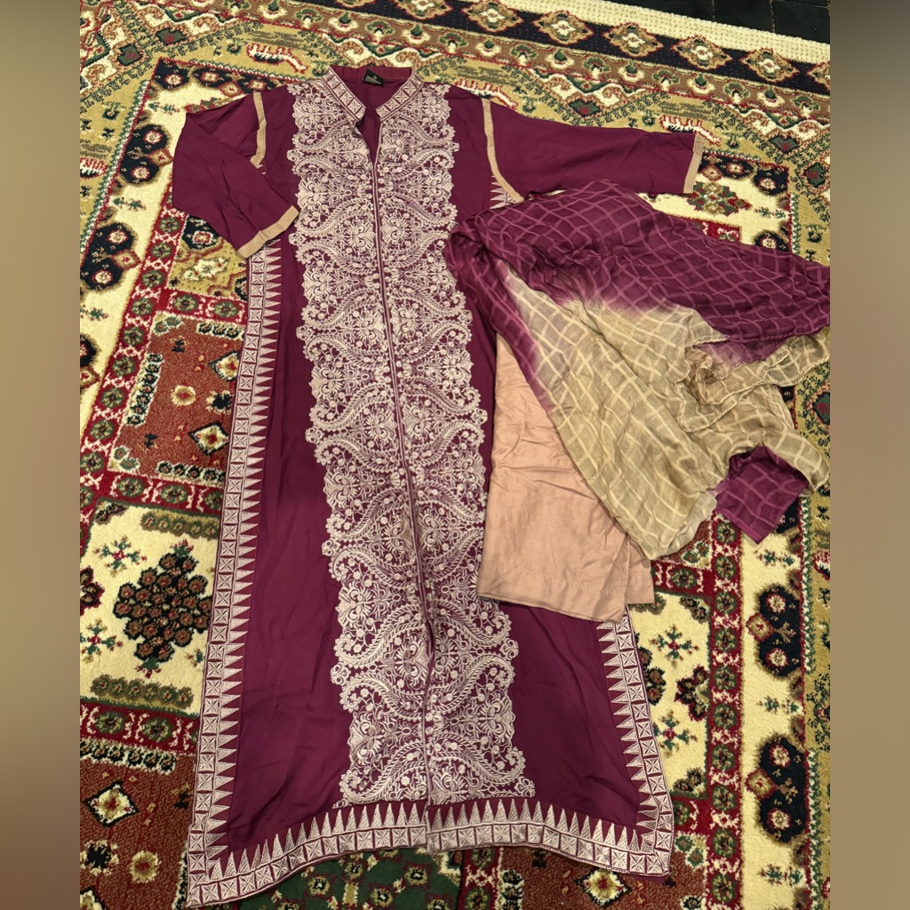 Womens Brand New Desi Indian Traditional Pakistani Outfit Size Small 3pc Purple